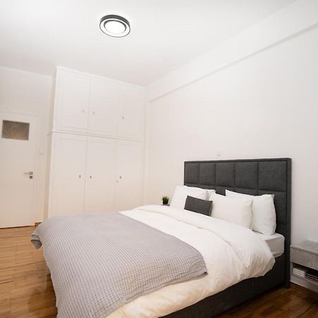 City Center Apt. On A Traffic Free Street Αθήνα Εξωτερικό φωτογραφία